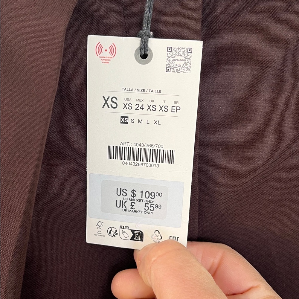 TREND NEW ZARA PLEATED CARGO PANTS
🚨firm price no discount on this pants - Picture 8 of 16
